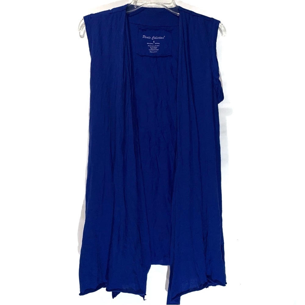Pleats Collection Sleeveless Vest Women’s Small